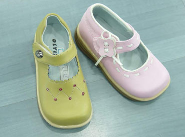 茜蓮詩(shī) 中國(guó)鞋帽品牌的時(shí)尚新篇章