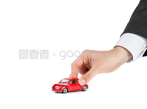 玩具汽車與真實(shí)駕駛 租賃服務(wù)中的保險(xiǎn)概念及成本解析